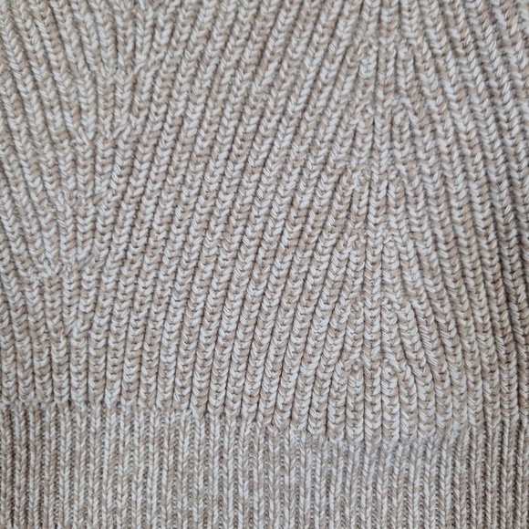 Banana Republic Beige Knit Skirt - Picture 2 of 5